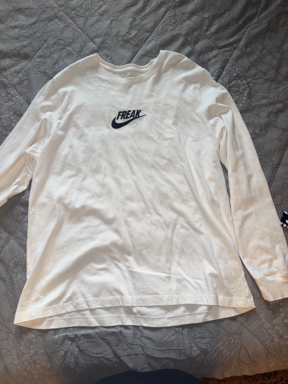 Nike Giannis Swoosh Freak
Men's Long-Sleeve Cotton T-Shirt XXL
